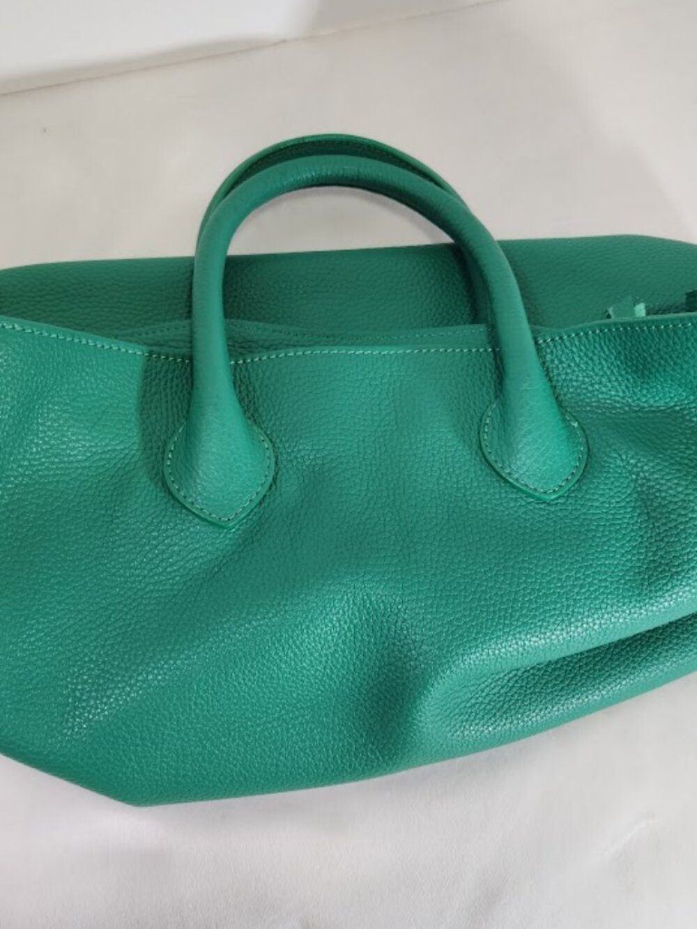Mark & Graham Elisabetta slouchy tote Kelly Green Pebble leather with twill int - Picture 11 of 13